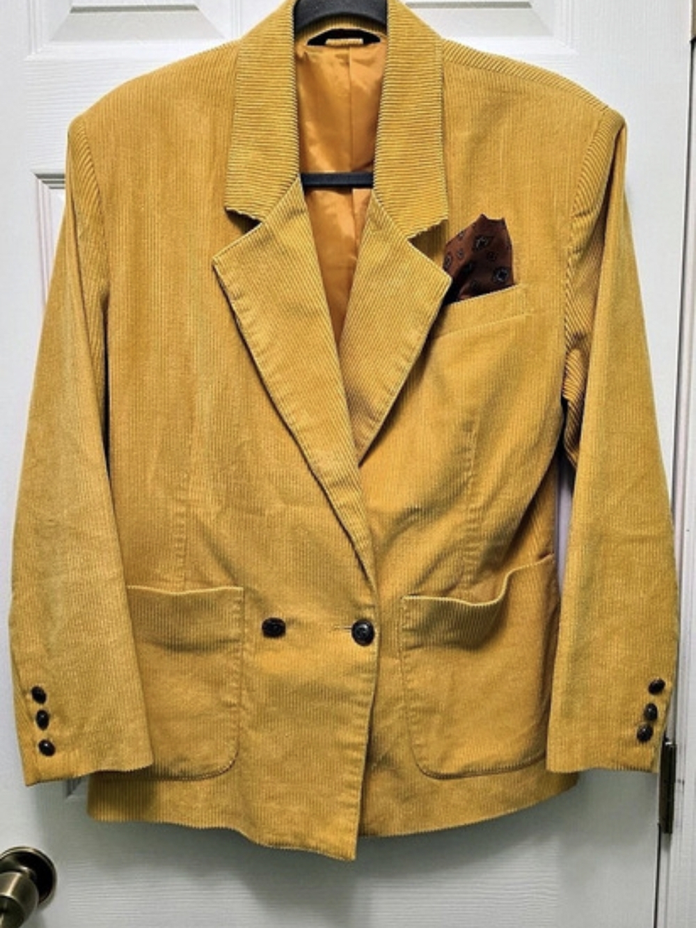 Shannon Corduroy Striped Blazer in Yellow Size 7/8 Chest 21" Length 27"